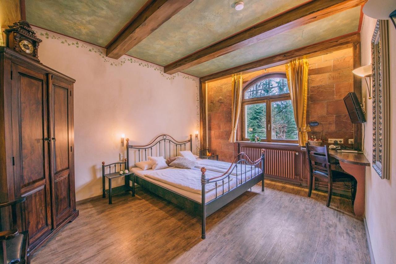 Hotel Dammenmuehle Lahr  Bagian luar foto